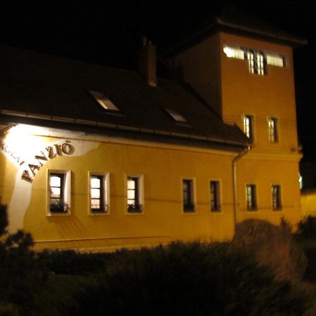 Bed and Breakfast Torkolat Panzio à Tokaj Extérieur photo