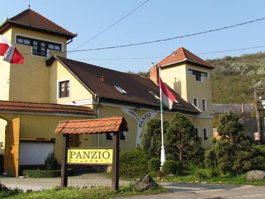 Bed and Breakfast Torkolat Panzio à Tokaj Extérieur photo